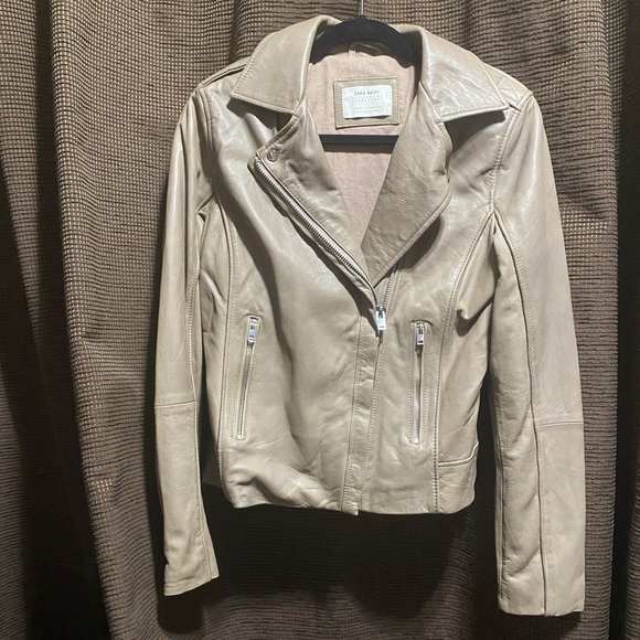 ZARA JACKET - Picture 1 of 16
